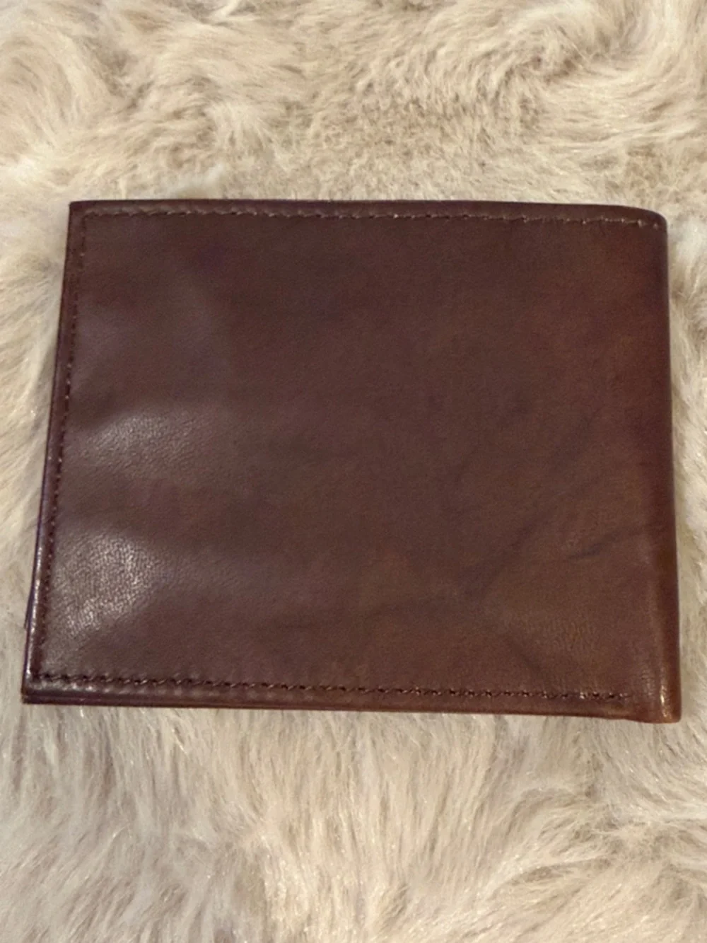 Buxton Men’s Brown Leather Bifold Wallet